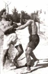 Boxeando con Luis Buñuel na Residencia de Estudiantes.